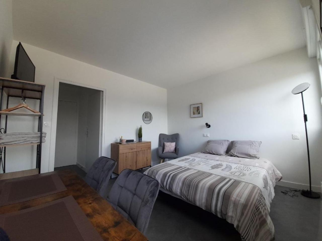 Residence Du Leon Landivisiau Eksteriør billede